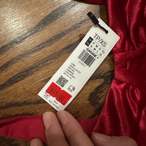 Garage red cropped velvet top with tag - size - xs - Picture 2 of 4